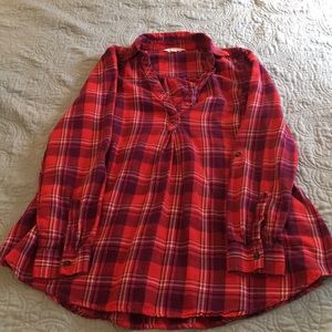 Flannel maternity shirt